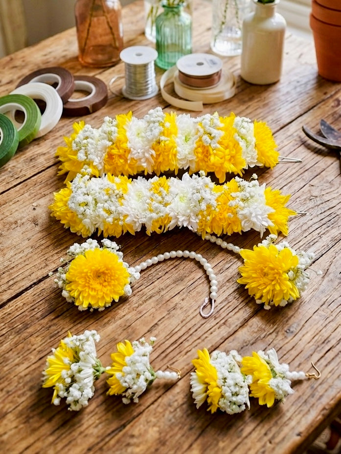 Golden Meadow Botanical Accessory Set