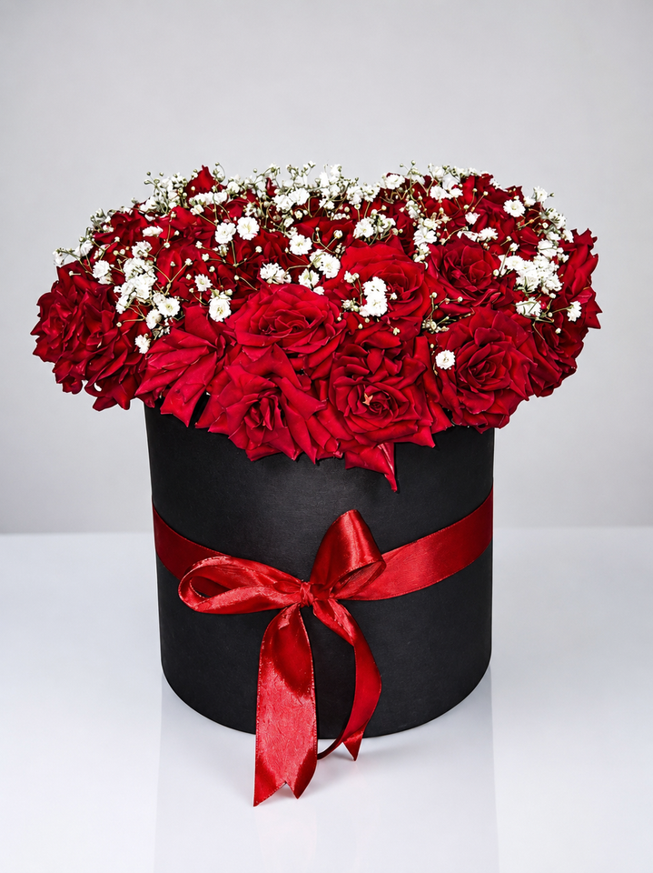 The Signature Noir Rosebox